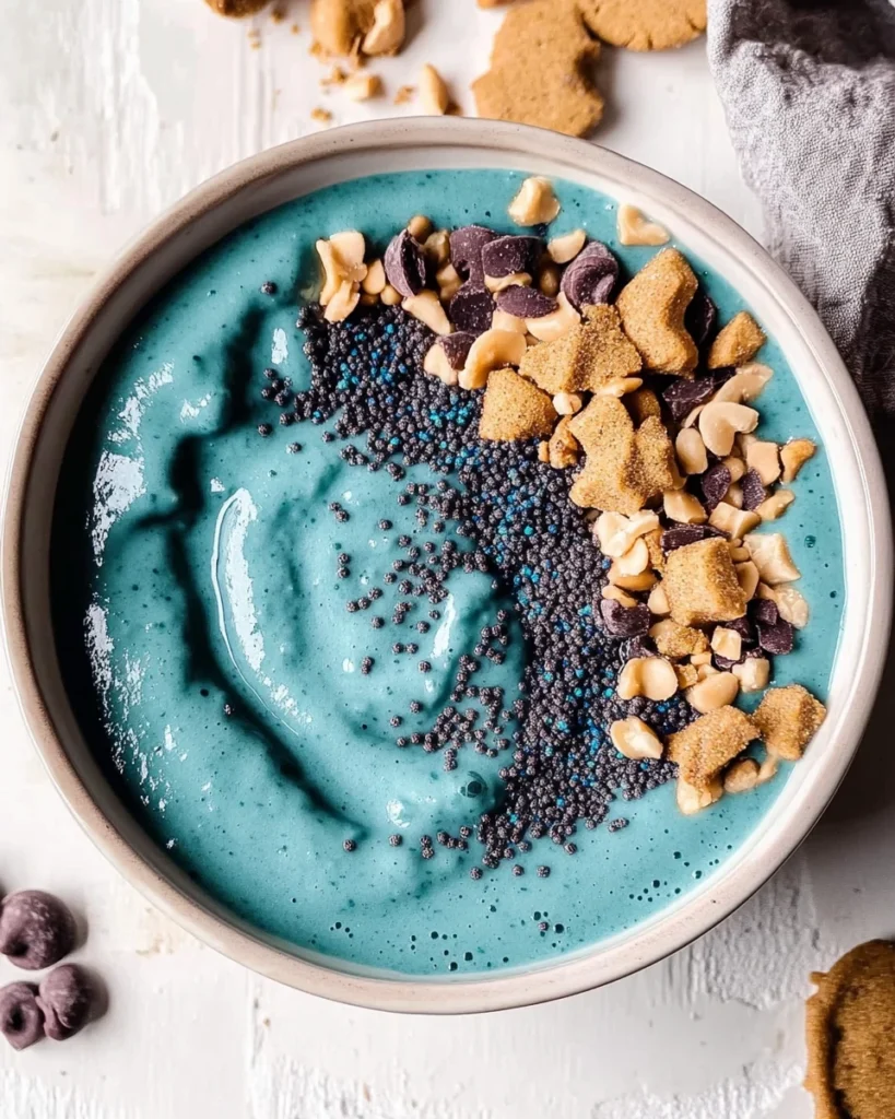 Cookie Monster Blue Spirulina Smoothie Bowl