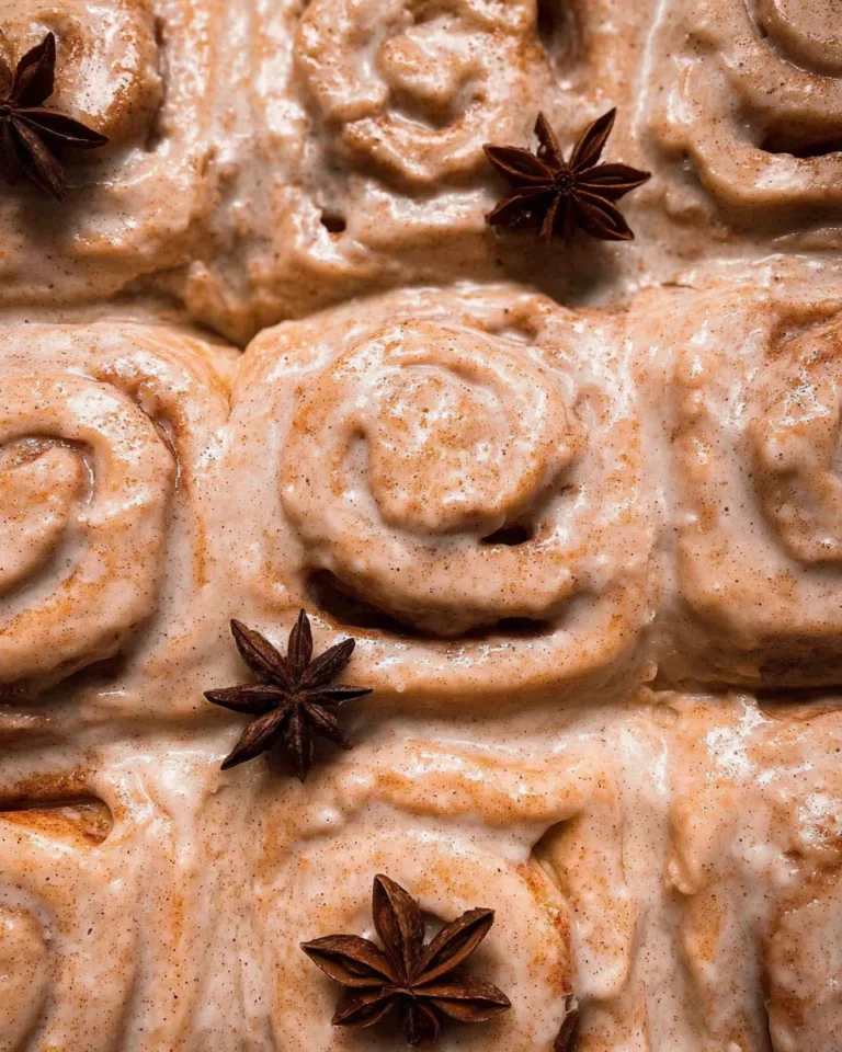 Chai Cinnamon Rolls