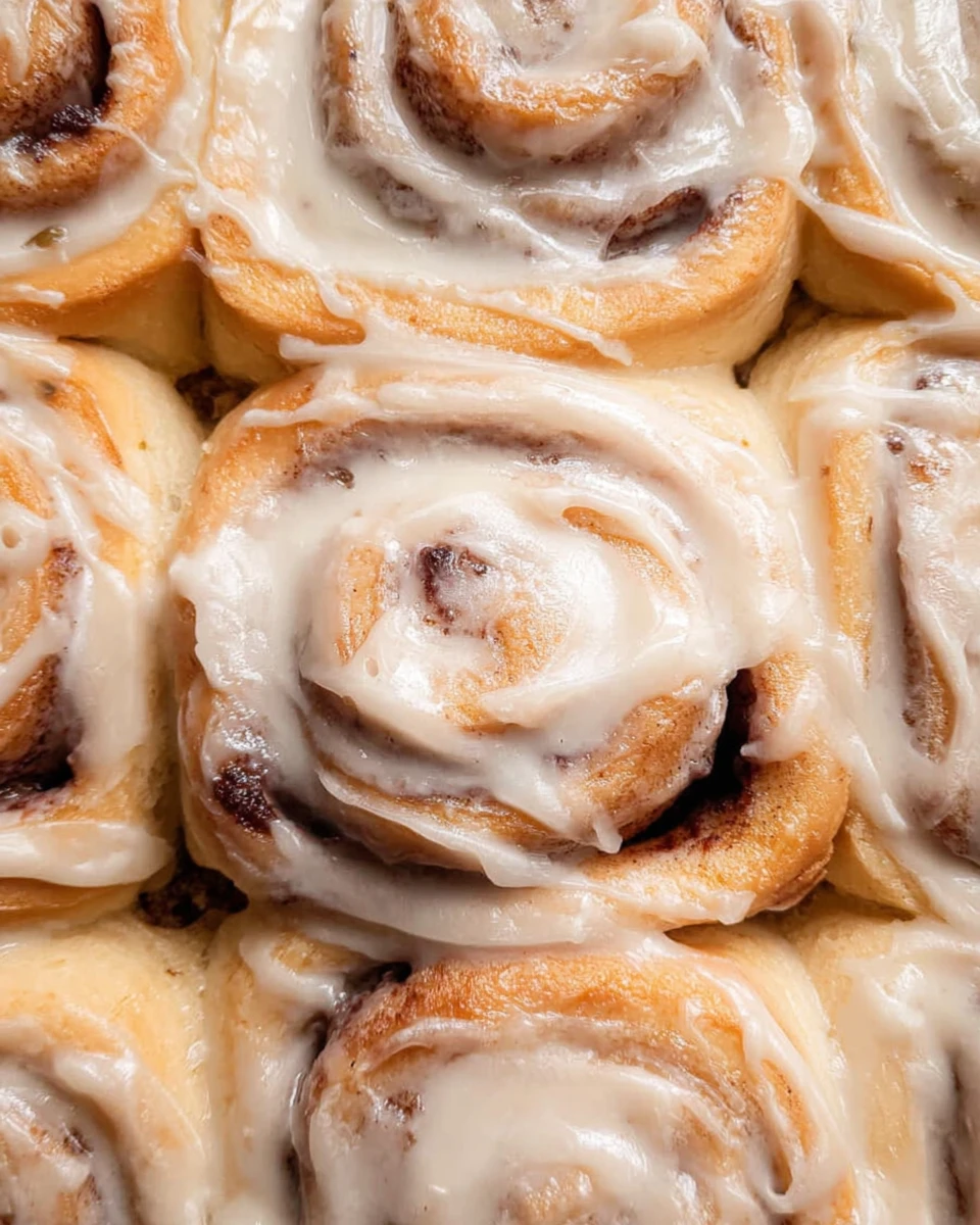 The Best Cinnamon Rolls Ever
