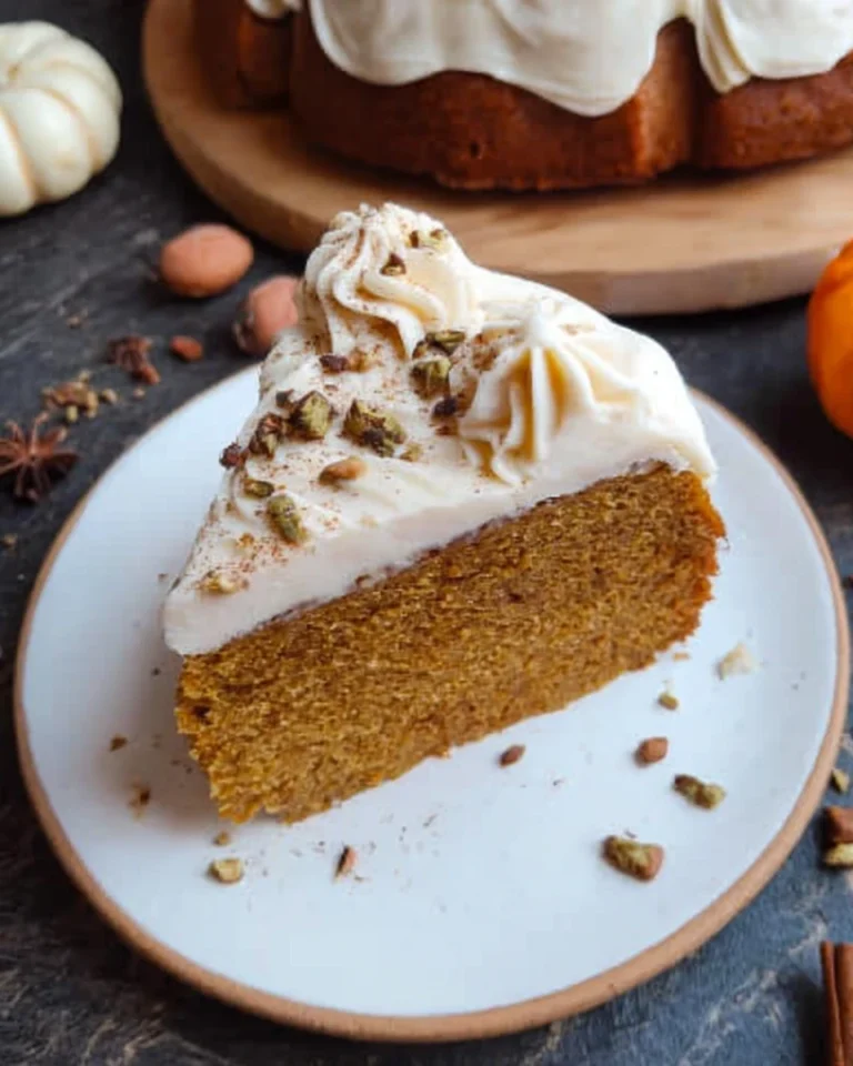 Christmas Spice Pumpkin Cake