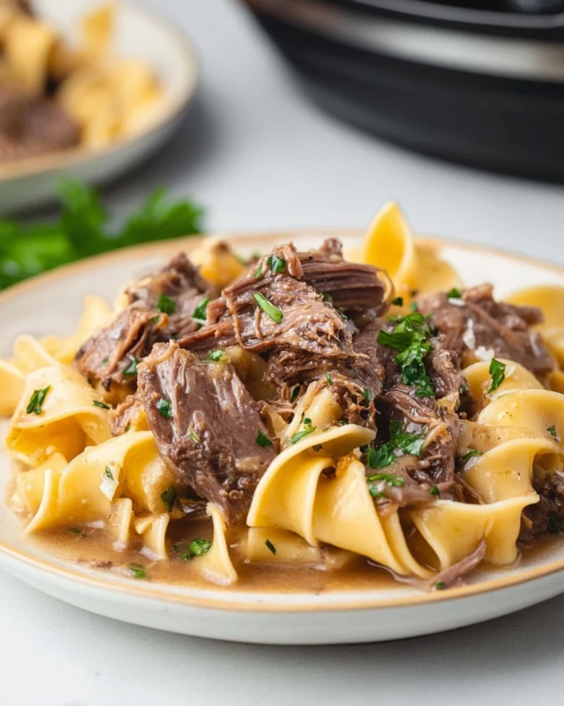 Slow-Cooker-Beef-and-Noodles-Recipe